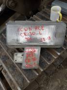 Фара противотуманная. Toyota Town Ace, CR30G