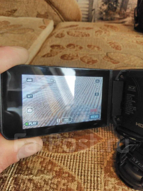 JVC Everio GZ-E100 ����