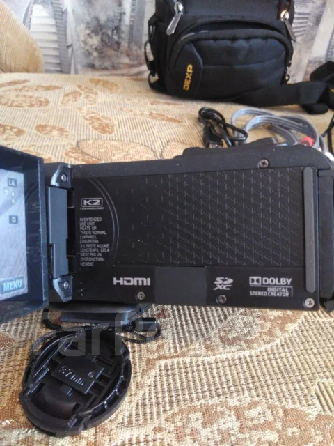 JVC Everio GZ-E100 ����