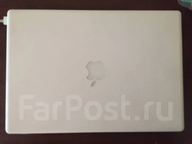 Apple MacBook 13 2008 Early. 13", 2,1����, ��� 2048 ��, ���� 256���, WiFi: 1, Bluetooth: 1, ����������� �� 1��. ����
