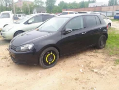 Volkswagen Golf ����