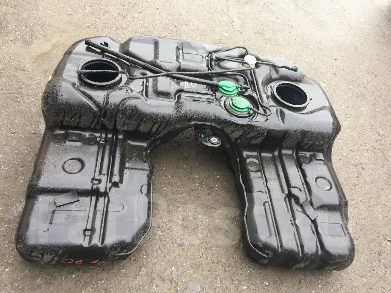 Топливный бак бмв е70. 51750610 bmw. Объем бака бмв х5 е53 4. Бензобак bmw x5. Топливный бак бмв е90.