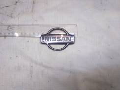 Эмблема крышки багажника Nissan Sunny в Новосибирске Эмблема крышки багажника Nissan Sunny