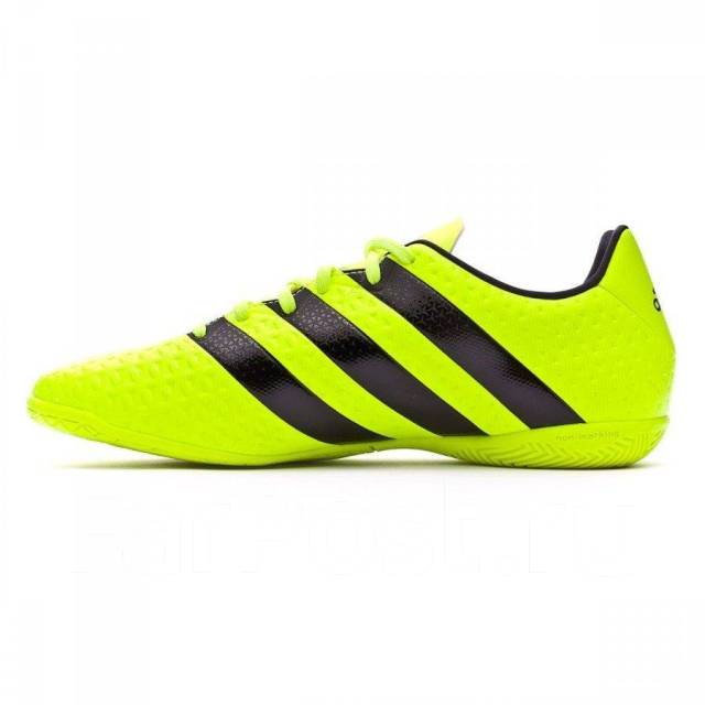 Adidas ace 16.4 on sale street