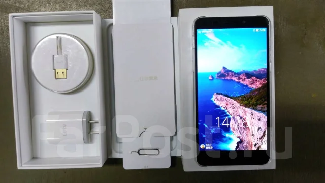 LeEco [LeTV] One. �/�, �����������, ������, 4G LTE, Dual-SIM ����