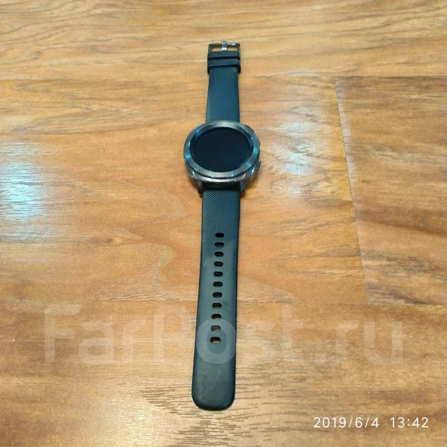 Samsung Gear Sport. GPS, NFC, IP67 ����