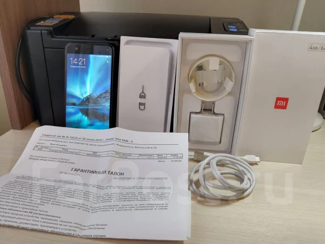 Xiaomi Mi6. �/�, ������, 3G, 4G LTE, Dual-SIM, NFC ����