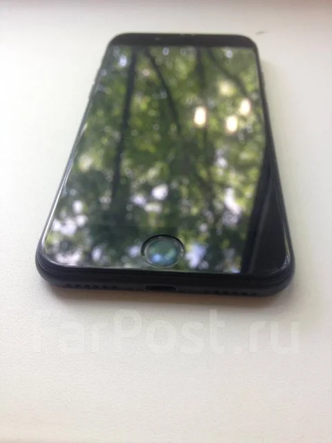 Apple iPhone 7. �/�, ������, 3G, 4G LTE, NFC ����