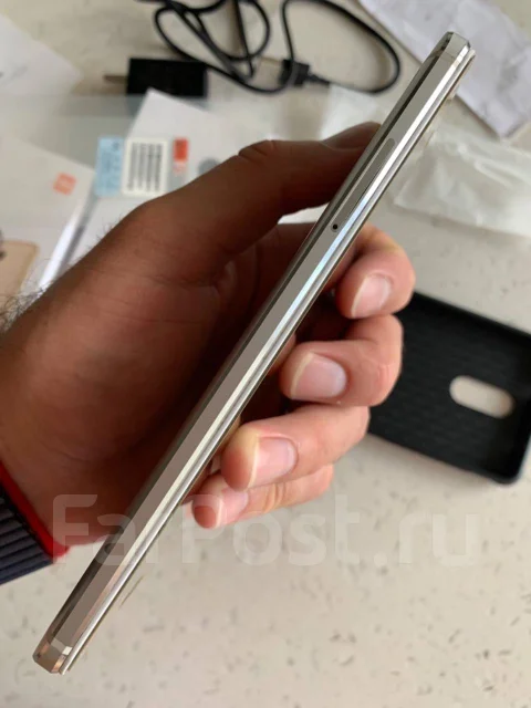 Xiaomi Redmi Pro. �/�, �����, �����������, 3G, 4G LTE, Dual-SIM ����