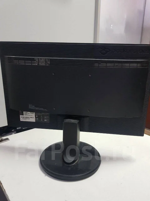 Packard Bell. 19" ����