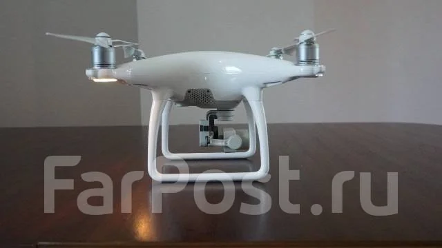 DJI Phantom 4 ����