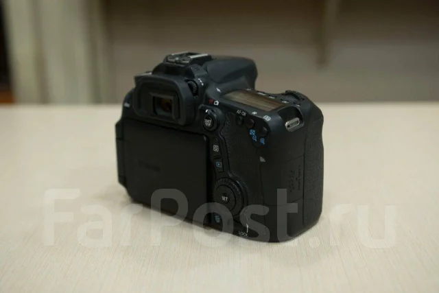Canon EOS 70D ����