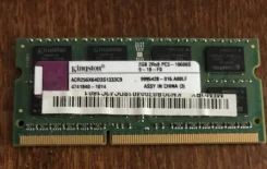 SO-DIMM DDR3.