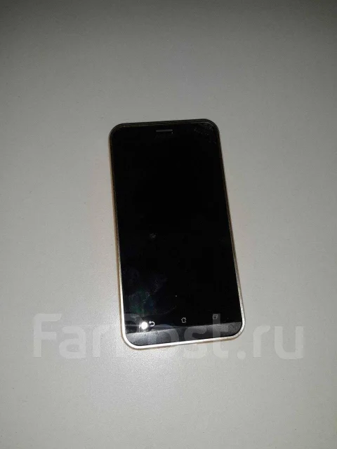Asus ZenFone 2 ZE551ML. �/�, 3G, 4G LTE, NFC ����