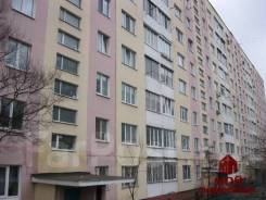 2-комнатная, улица Сафонова 20 во Владивостоке 2-комнатная, улица Сафонова 20. Борисенко, агентство, 47,0 кв. м. Дом снаружи