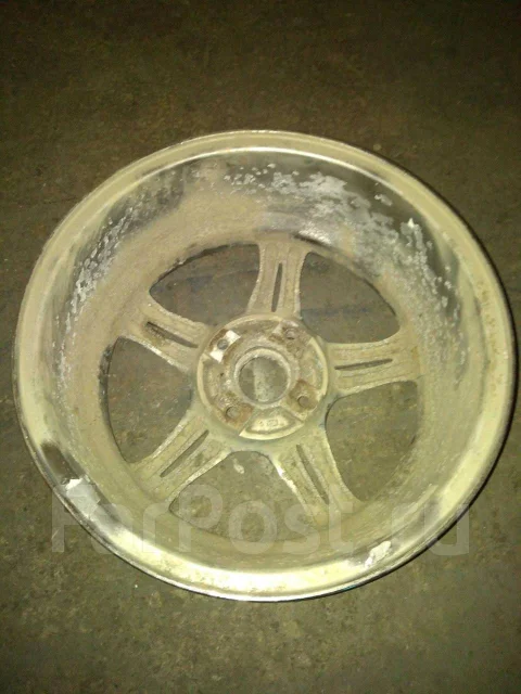Alutec Blade. 7.0x16", 4x114.3, ET35, �� 52���. ����