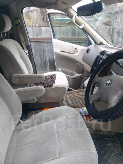Toyota Granvia. �������, 4wd, 3.0 (140��.�.), ������, 180����. �� ����