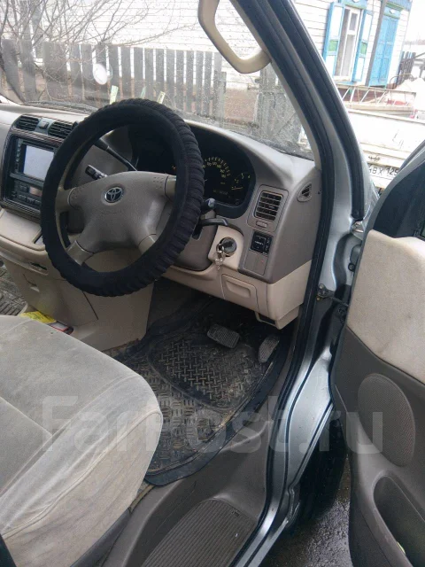 Toyota Granvia. �������, 4wd, 3.0 (140��.�.), ������, 180����. �� ����