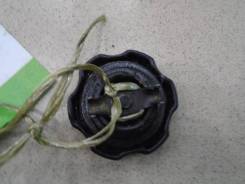 Крышка маслозаливной горловины Mitsubishi Mirage 4 1991-1995 Номер OEM MD132260 в Карпинске Крышка маслозаливной горловины Mitsubishi Mirage 4 1991-1995 Номер OEM MD132260