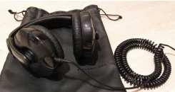 Sennheiser HD 215 ����