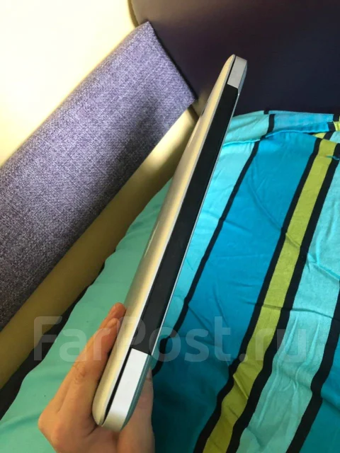Apple MacBook 13. 13.3", ��� 4 ��, ���� 500���, WiFi: 1, Bluetooth: 1 ����