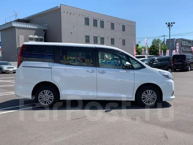 Toyota Esquire. ��������, ��������, 2.0 (152��.�.), ������, 55����. ��. ��� ����� �� ������������ ����