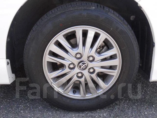 Toyota Esquire. ��������, ��������, 2.0 (152��.�.), ������, 46����. ��. ��� ����� �� ������������ ����