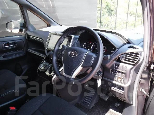 Toyota Esquire. ��������, ��������, 1.8 (152��.�.), ������, 56����. ��. ��� ����� �� ������������ ����
