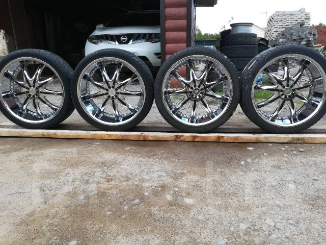Rennen. 9.0/9.0x22", 5x114.3, ET18/28 ����