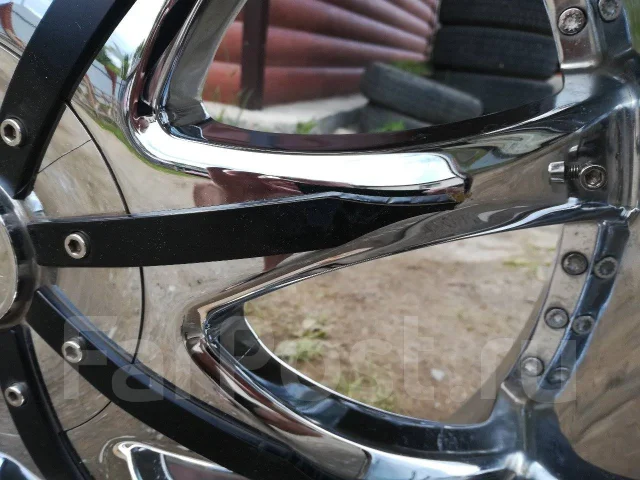 Rennen. 9.0/9.0x22", 5x114.3, ET18/28 ����