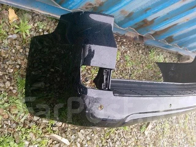 Бампер задний Toyota Land Cruiser (J200) 15-21 (Под сонары(парктроники))