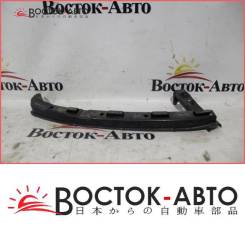 Планка под фары R Honda Civic Ferio UA-ES3 (71140-S5A-010), правая
