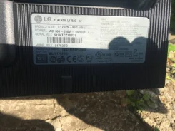 LG. 17", ���������� �� (LCD, LED, QLED) ����