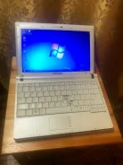 Samsung NC10. 10.1", 1,6����, ��� 512 ��, WiFi: 1, Bluetooth: 1, ����������� �� 3��. ����