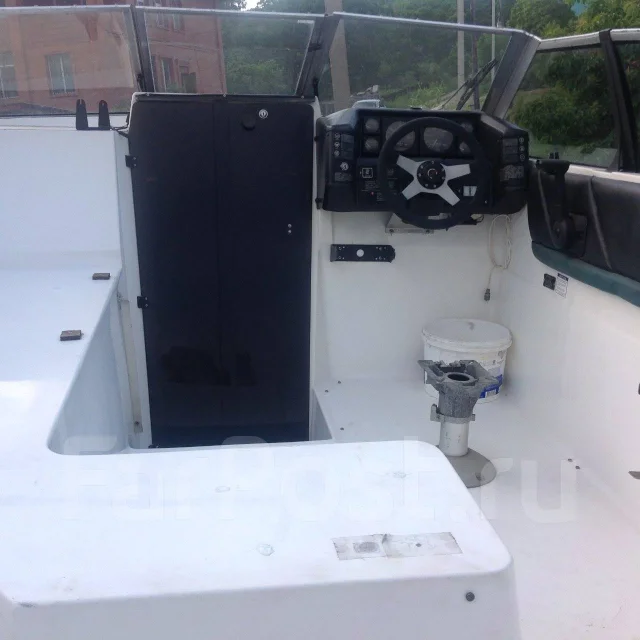 Bayliner. 1991 ���, ����� 7,83��., ��������� ������������, 250��.�., ������ ����