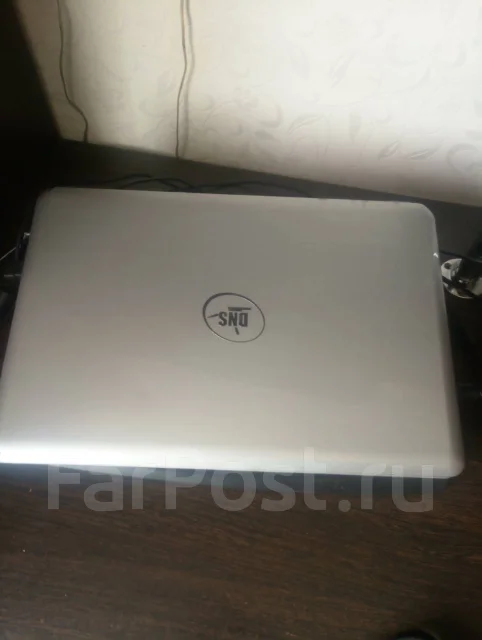 DNS. 15.6", 2,2����, ��� 6 ��, ���� 320���, WiFi: 1, Bluetooth: 1, ����������� �� 1��. ����