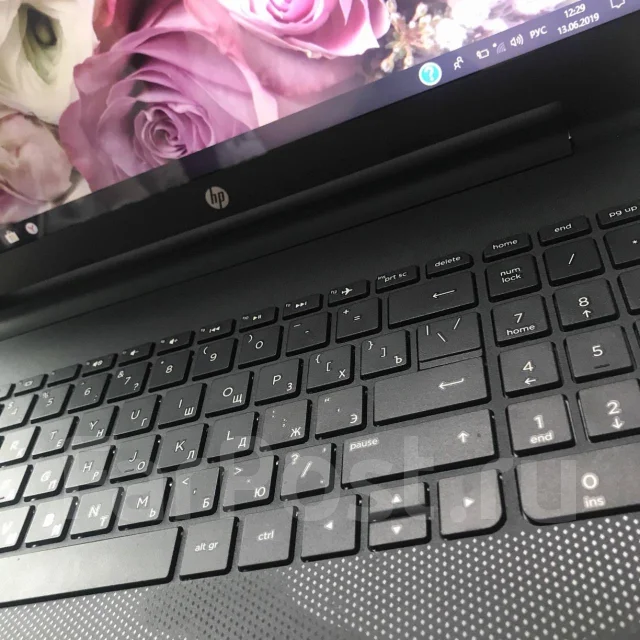 HP 15-ac610ur. 15.6", WiFi: 1, Bluetooth: 1 ����