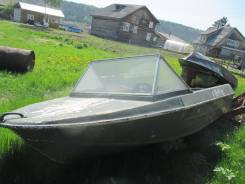 Продам лодку крым с документами в Усть-Куте Крым. 1986 год, длина 4,00 м., двигатель подвесной, 30,00 л.с., бензин