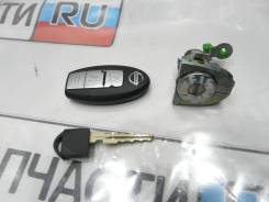 Ключ, брелок и личинка Nissan Juke YF15 в Новосибирске Ключ, брелок и личинка Nissan Juke YF15