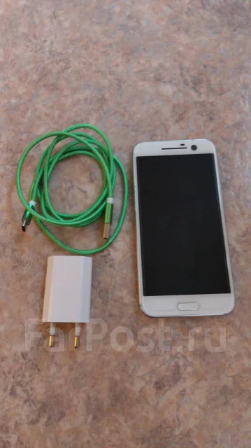 HTC 10. �/�, �����������, 3G, 4G LTE, NFC ����