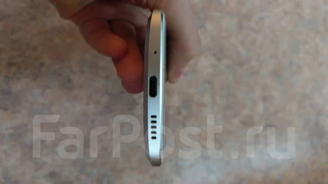 HTC 10. �/�, �����������, 3G, 4G LTE, NFC ����