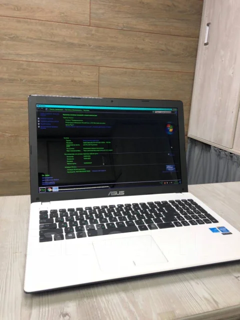 Asus X551CA. 15.6", 1,5����, ��� 2048 ��, ���� 500���, WiFi: 1, Bluetooth: 1, ����������� �� 2��. ����