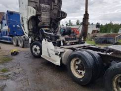 Freightliner. Двигатель cammins ism 330, 13 000 куб. см., 30 000 кг.