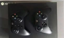 Microsoft Xbox One X ����