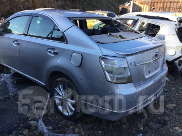 Toyota Sai. AZK10 ����