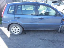 Ford Fusion ����