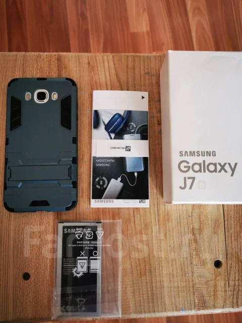 Samsung Galaxy J7. �/�, �����, 3G, 4G LTE, Dual-SIM, ����������, NFC ����
