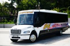Новый лимузин Party Bus для большого праздника! Мы Работаем для Вас!. С водителем