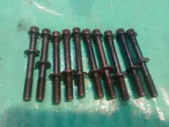 ����� ������� ��������� 4G63 Mitsubishi Canter MD191470 ����