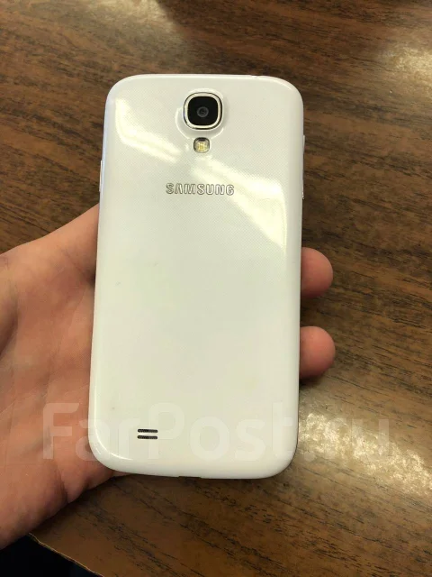 Samsung Galaxy S4. �/�, 3G, 4G LTE, NFC ����